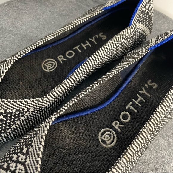Rothys The Point Black And White Python Flats Shoes 6 - Picture 8 of 13